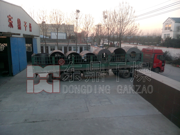 準(zhǔn)格爾召煤泥烘干機發(fā)貨